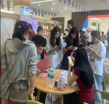 精準服務促就業，現場對接暖人心 ——仁和康健積極參與樟樹市就業之家招聘會